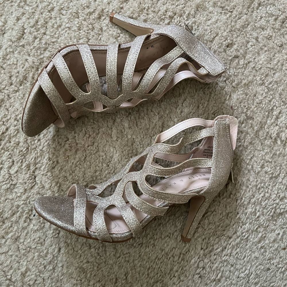 High heels sandals